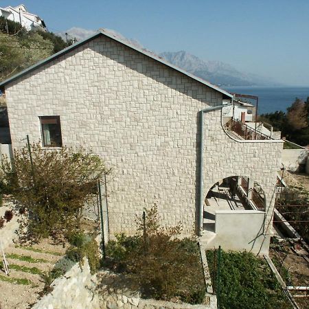 Apartments By The Sea Pisak, Omis - 658 Mimice Bagian luar foto