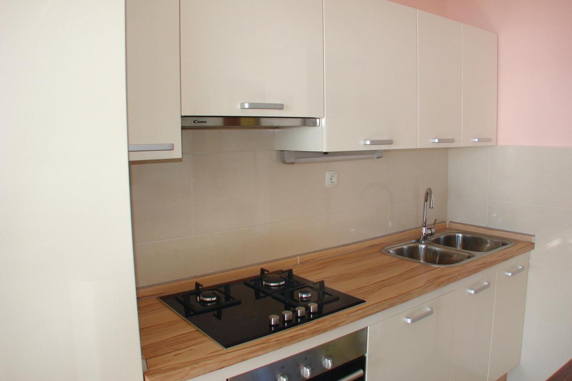 Apartments By The Sea Pisak, Omis - 658 Mimice Ruang foto